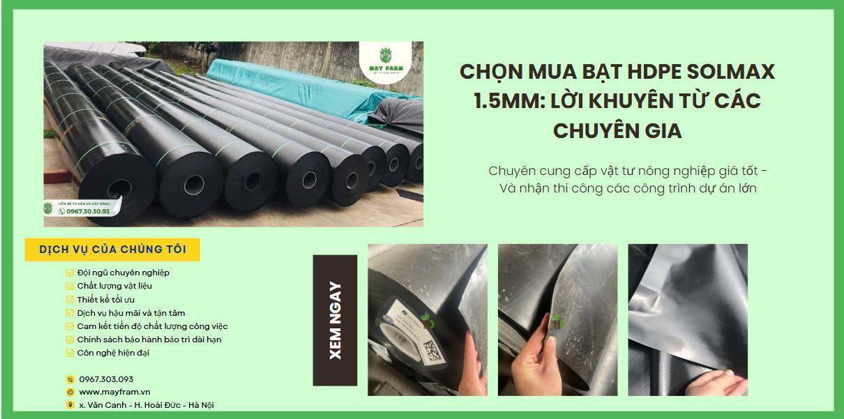 Chuyên gia kiểm tra chất lượng bạt HDPE trước khi thi công cho dự án lớn