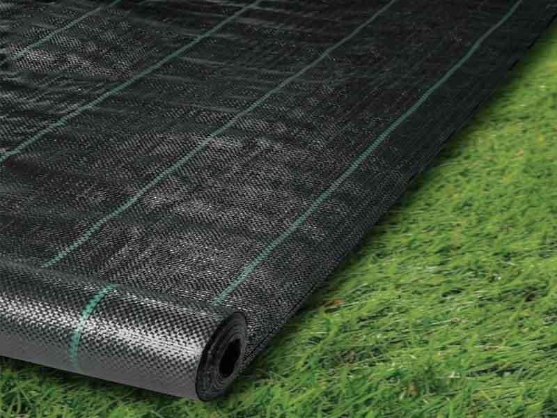 Bạt che mưa HDPE được ứng dụng trong nhiều công trình khác nhau, từ hồ chứa nước, bãi rác, đến các công trình nông nghiệp.