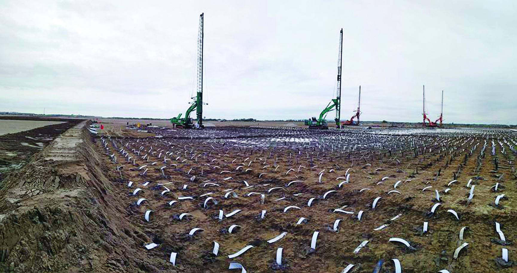 Cách bố trí bấc thấm trong nền đất yếu hiệu quả để đảm bảo khả năng thoát nước tốt và tránh tắc nghẽn