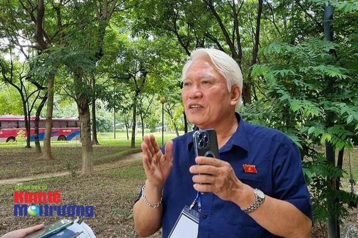 Thiết bị kiểm soát nước rỉ rác tại bãi chôn lấp, nhấn mạnh vai trò của địa kỹ thuật trong việc bảo vệ môi trường.