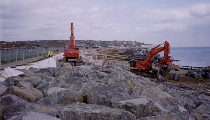 Gia cường nền đất yếu bằng vải địa kỹ thuật trong xây dựng cầu vượt