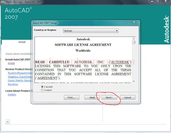 Giao diện chấp nhận điều khoản sử dụng phần mềm AutoCAD 2007, lựa chọn &quot;I accept&quot; để đồng ý