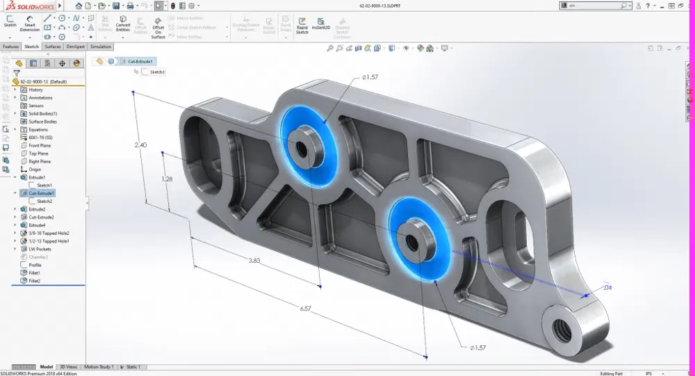 Học viên đang thực hành thiết kế 3D trên phần mềm SolidWorks dễ tiếp cận