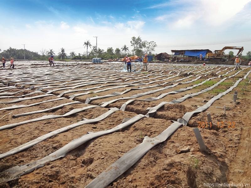 quy trình thi công cắm bấc thấm vào nền đất yếu