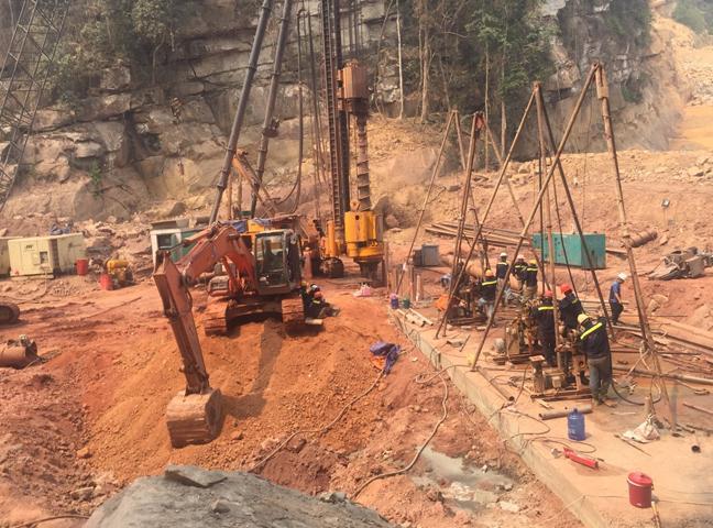 Khoan địa chất công trình để khảo sát nền đất