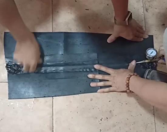 Kiểm tra độ kín khí mối hàn màng HDPE bằng phương pháp áp suất khí