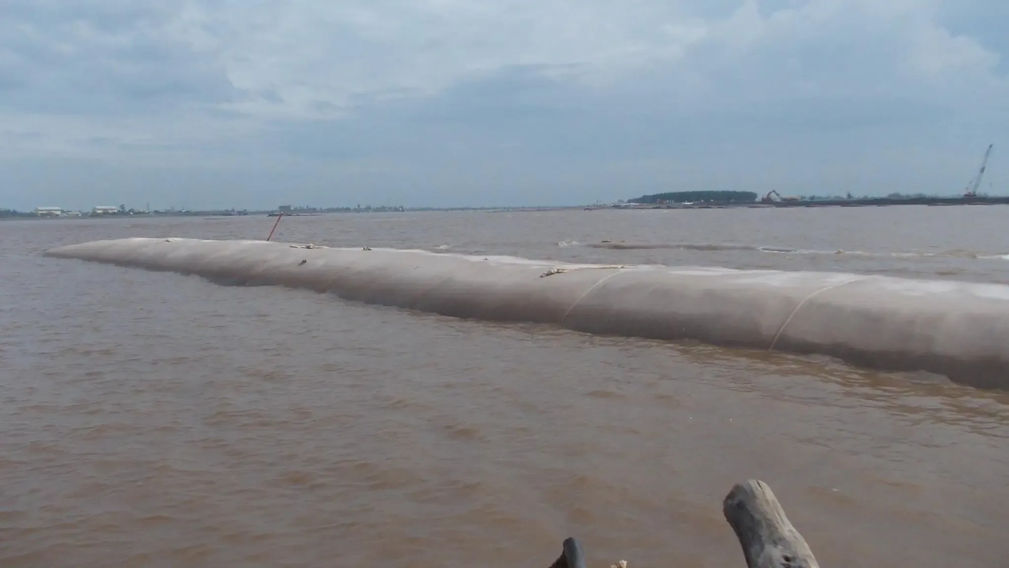 Kiểm tra độ bền mối nối ống địa kỹ thuật ASTM D4884 với lực uốn