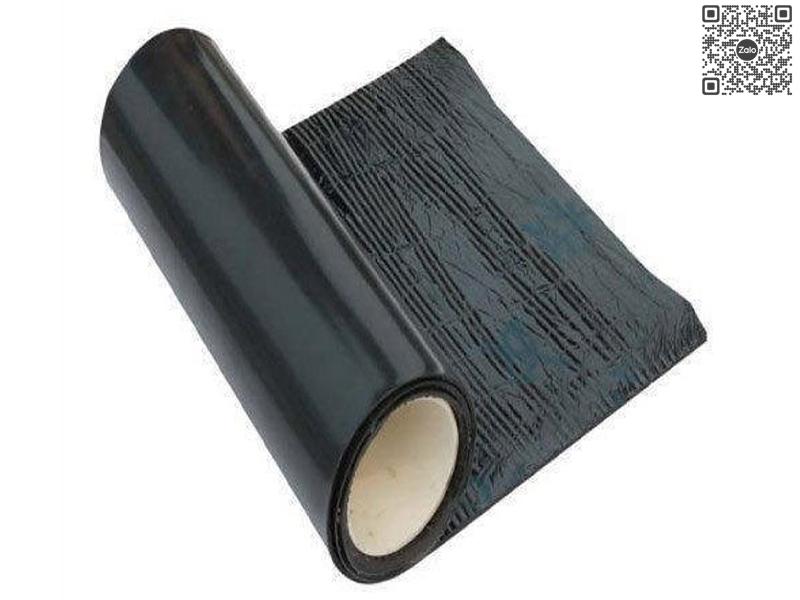 Màng chống thấm HDPE được ứng dụng rộng rãi trong các công trình xây dựng để ngăn chặn sự xâm nhập của nước và các chất ô nhiễm khác