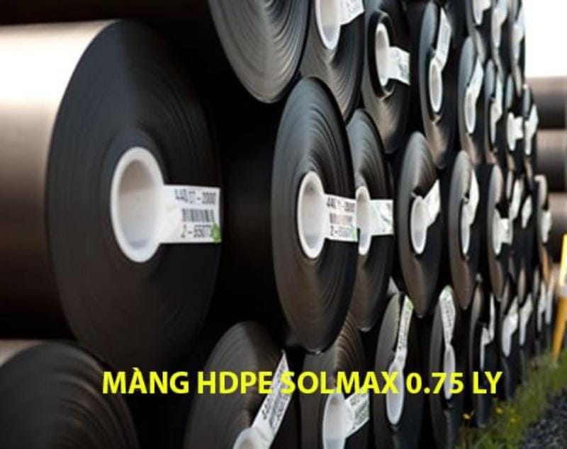 Màng HDPE được sử dụng làm lớp lót cho các hồ chứa nước lớn, đảm bảo khả năng giữ nước tối ưu và ngăn chặn sự xâm nhập của các chất ô nhiễm từ môi trường xung quanh.