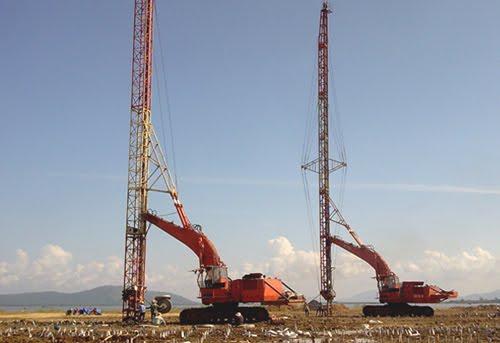 Máy thi công bấc thấm chuyên dụng đang hoạt động