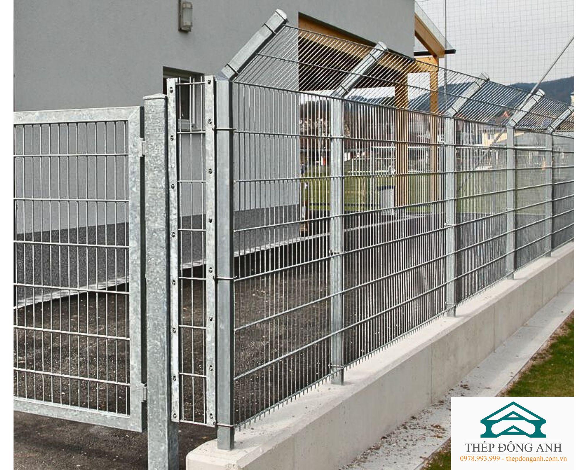 Quy trình sản xuất rọ đá tỉ mỉ, từ khâu gia công lưới thép đến lắp ráp thành phẩm đảm bảo chất lượng vượt trội