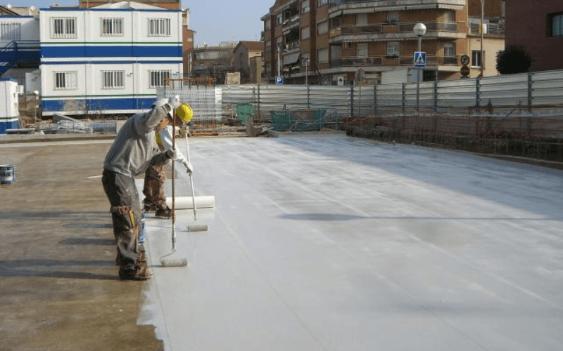 Quy trình sơn chống thấm sàn Kova CT11A đòi hỏi sự tỉ mỉ và tuân thủ đúng các bước để đảm bảo hiệu quả.