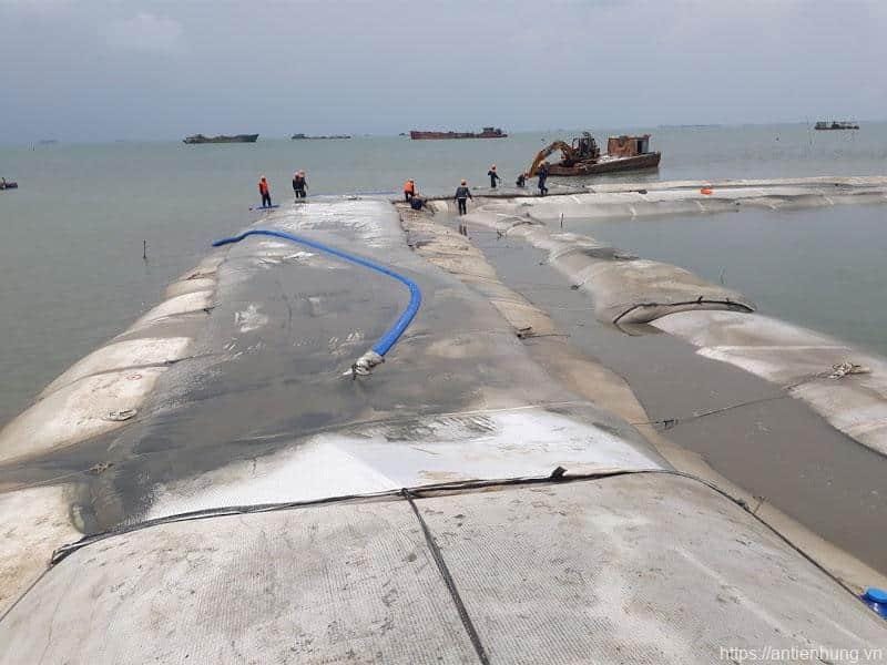 Quy trình thi công ống địa kỹ thuật bảo vệ cầu