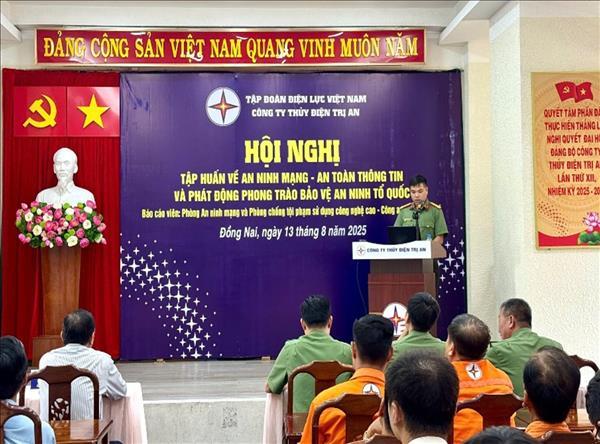 Hoạt động xả lũ tại thủy điện Trị An