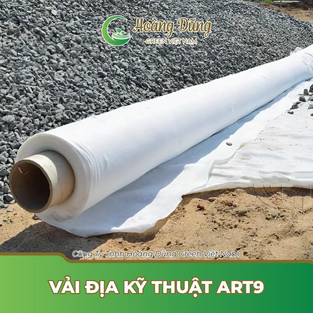 Trang bị và đặt vải địa kỹ thuật cho nền công trình đang được triển khai