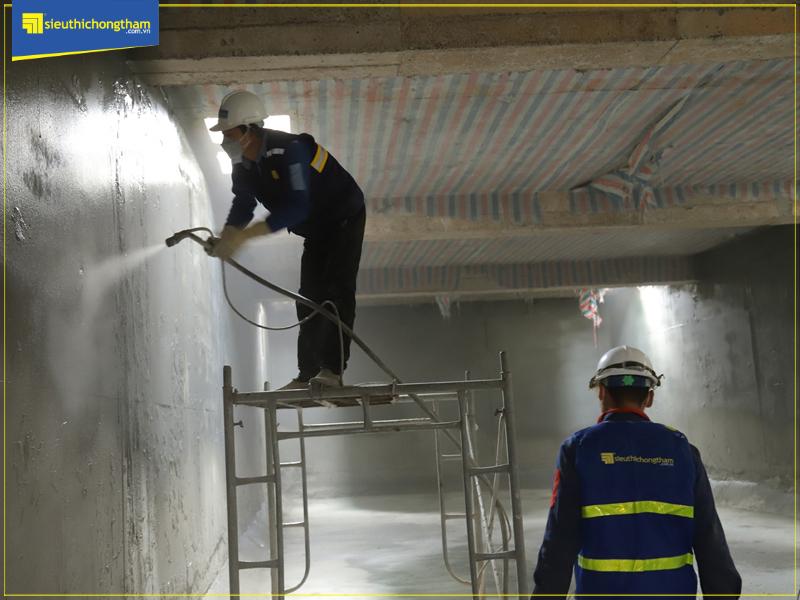 Tường vây tầng hầm được xử lý chống thấm hiệu quả, ngăn chặn nước xâm nhập và đảm bảo sự khô ráo cho công trình ngầm.