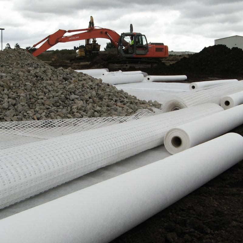 Vị trí đặt vải địa kỹ thuật không dệt đúng cách giúp tăng cường khả năng chịu tải của nền đất, ngăn ngừa lún không đều và kéo dài tuổi thọ công trình.