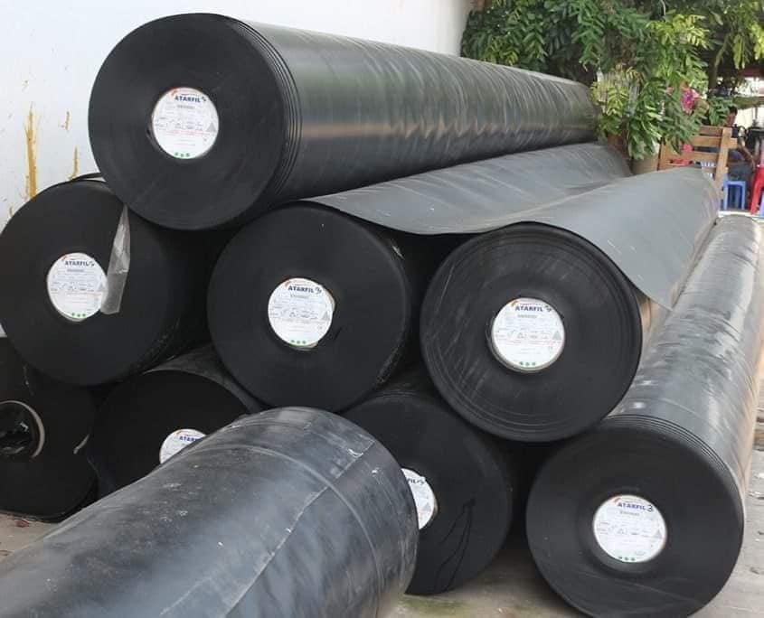 Bảng báo giá chi tiết các loại bạt HDPE lót hồ nuôi tôm theo độ dày và quy cách