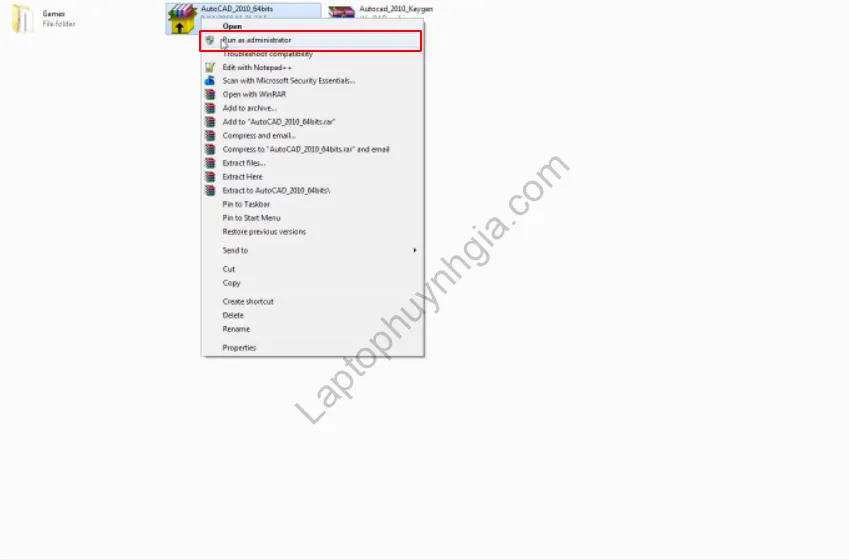 Chọn file cài đặt Autocad 2010 và chạy với quyền quản trị