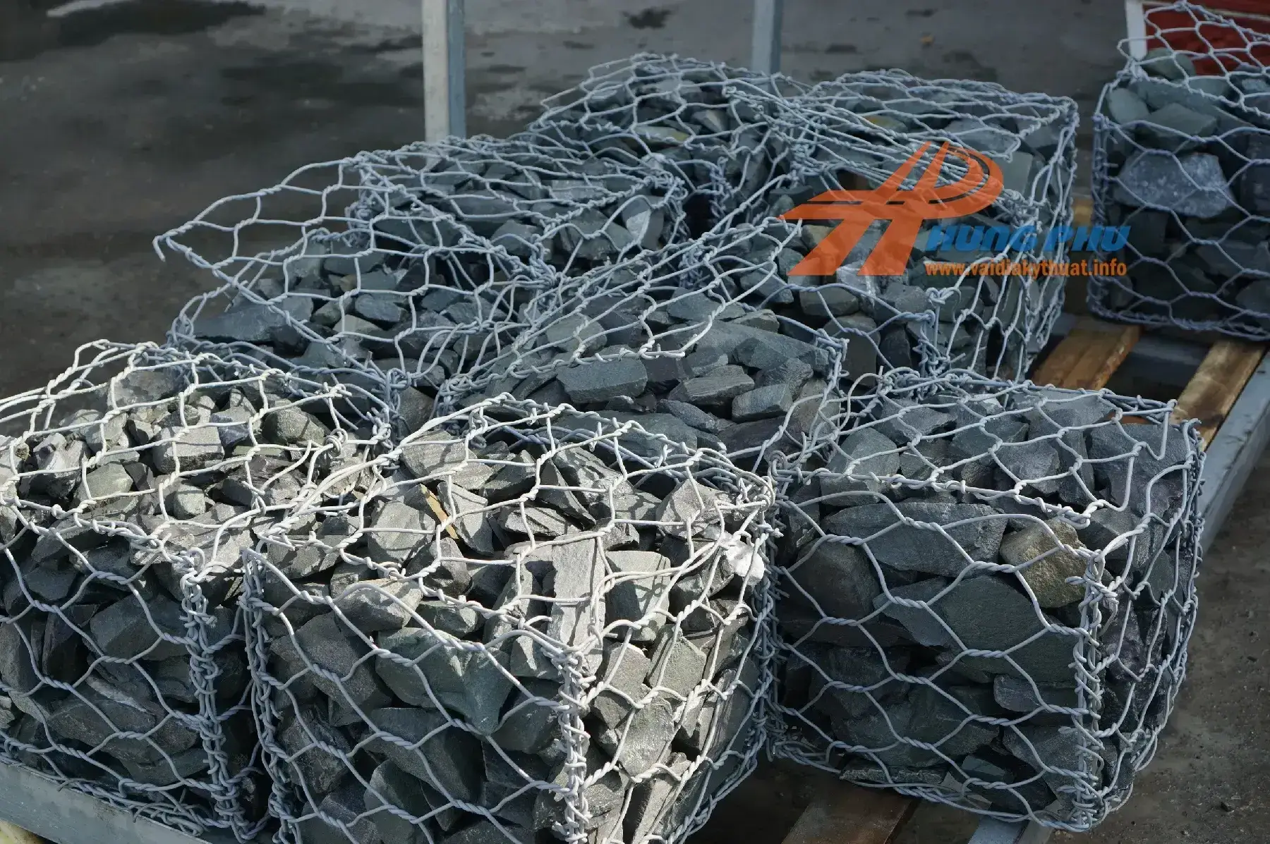 Giá Rọ Đá 2x1x1: Cập Nhật Chi Tiết và Toàn Diện Nhất