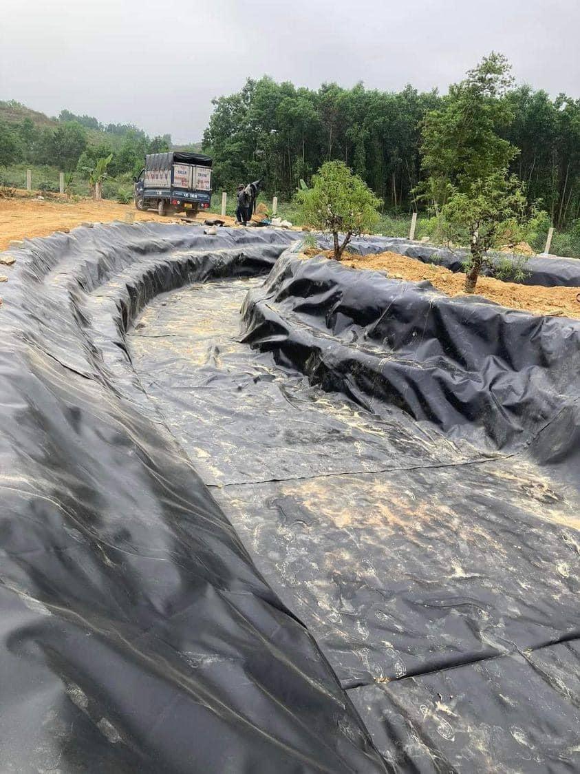 Kết cấu bờ bao vững chắc của ruộng muối Thái Bình ứng dụng nguyên lý địa kỹ thuật để chống sạt lở và xói mòn