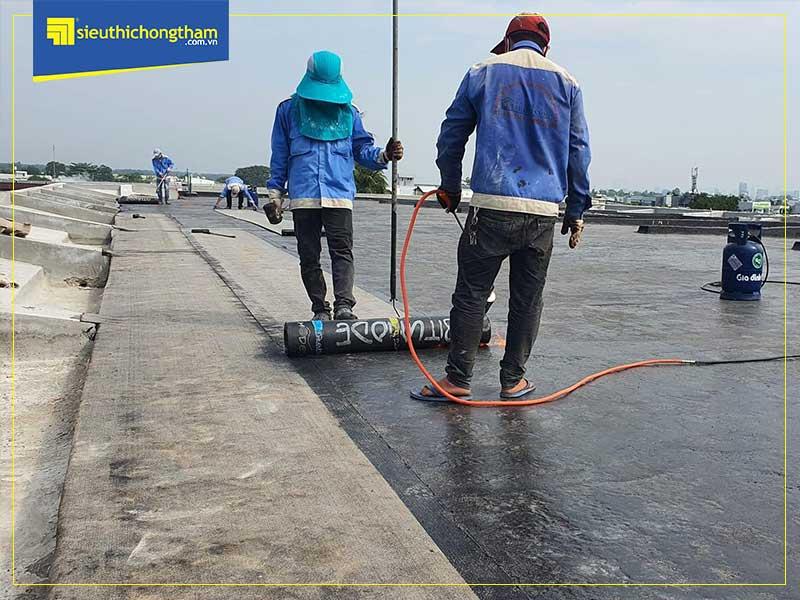 màng khò nóng chống thấm cho nhà tắm chống dột hiệu quả