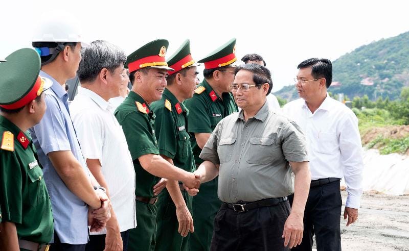 Cảnh thi công cố kết động trên công trường dự án